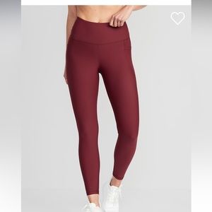 Old Navy High Waisted Powersoft 7/8 Side Pocket Leggings